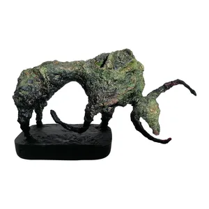 مجسمه مدل گاو وحشی مومیایی