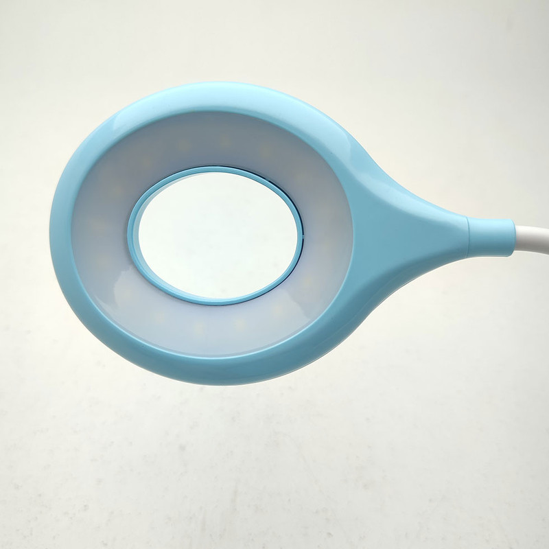 چراغ مطالعه مدل رومیزی طرح باتری خور لمسی کد 6520