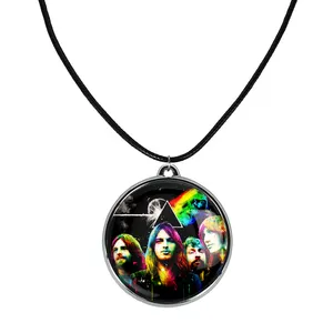 گردنبند خندالو مدل گروه Pink Floyd کد 32533245 