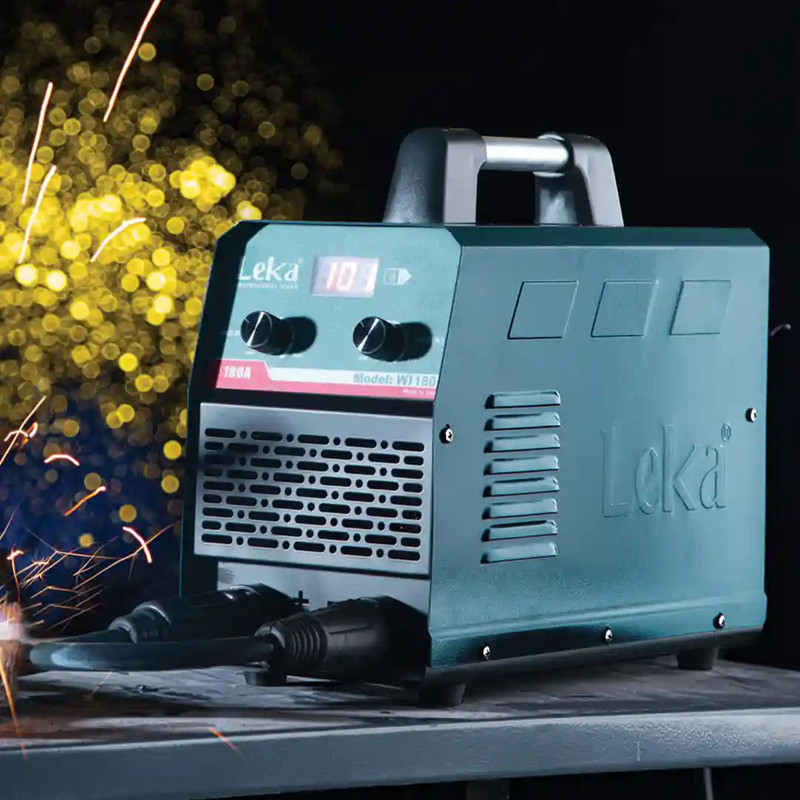 اینورتر جوشکاری 180 آمپر لکا مدل WI180 اینورتر جوشکاری 180 آمپر لکا مدل WI180