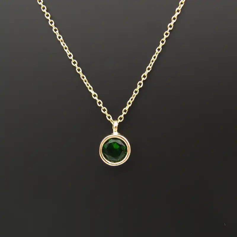 گردنبند طلا 18 عیار زنانه کاپانی مدل زمرد کد KN049