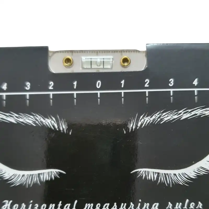 خط کش تراز ابرو مدل NU765