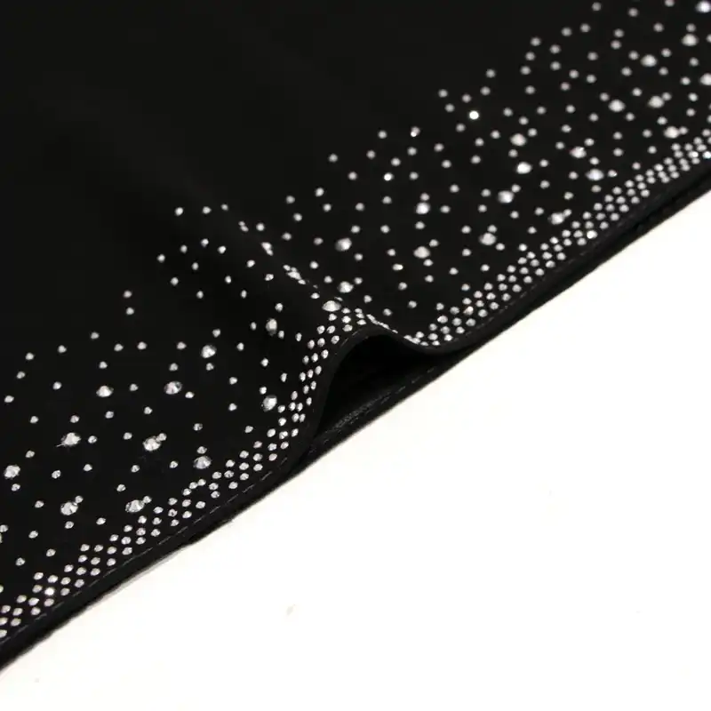 روسری زنانه مدل حاشیه نگین دار ریز و درشت کد 7000-a