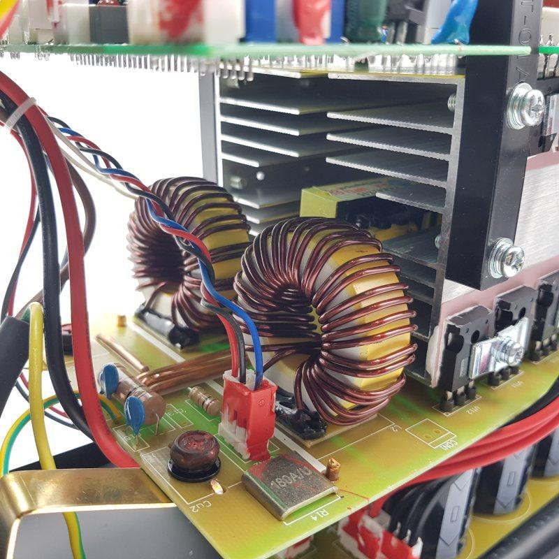 دستگاه جوش 650 آمپر لوو کد 0077tt