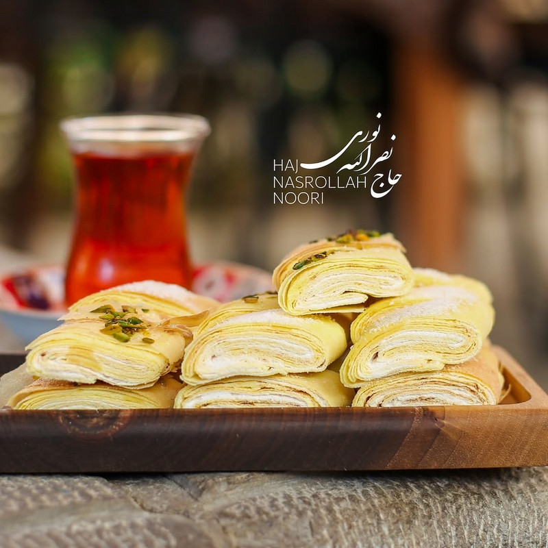 پک نان خرمایی گردویی ، نان برنجی زعفرانی ، کاک حاج نصرالله نوری - 2300 گرم بسته 3 عددی