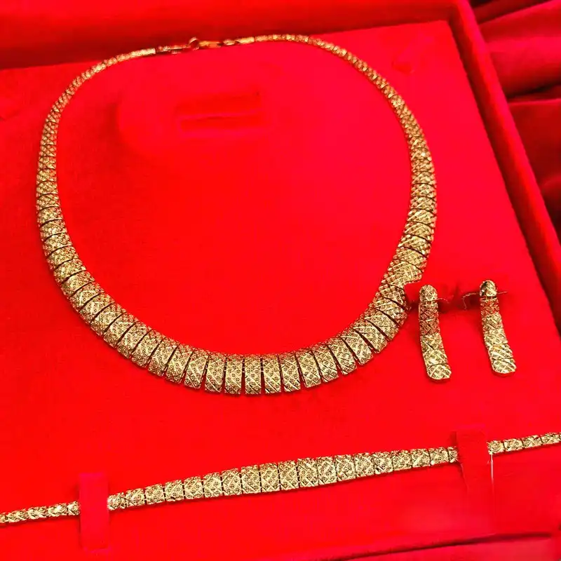 نیم ست نقره زنانه مدل تراش پارلا BARF 53