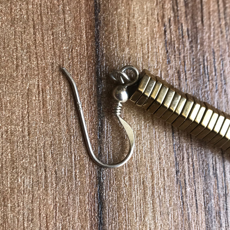 گوشواره نقره زنانه مدل معشوق گوشواره نقره زنانه مدل معشوق