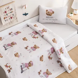 سرویس لحفه ال سی دابلیو هوم مدل Teddy Bear Girl یک نفره دو تکه