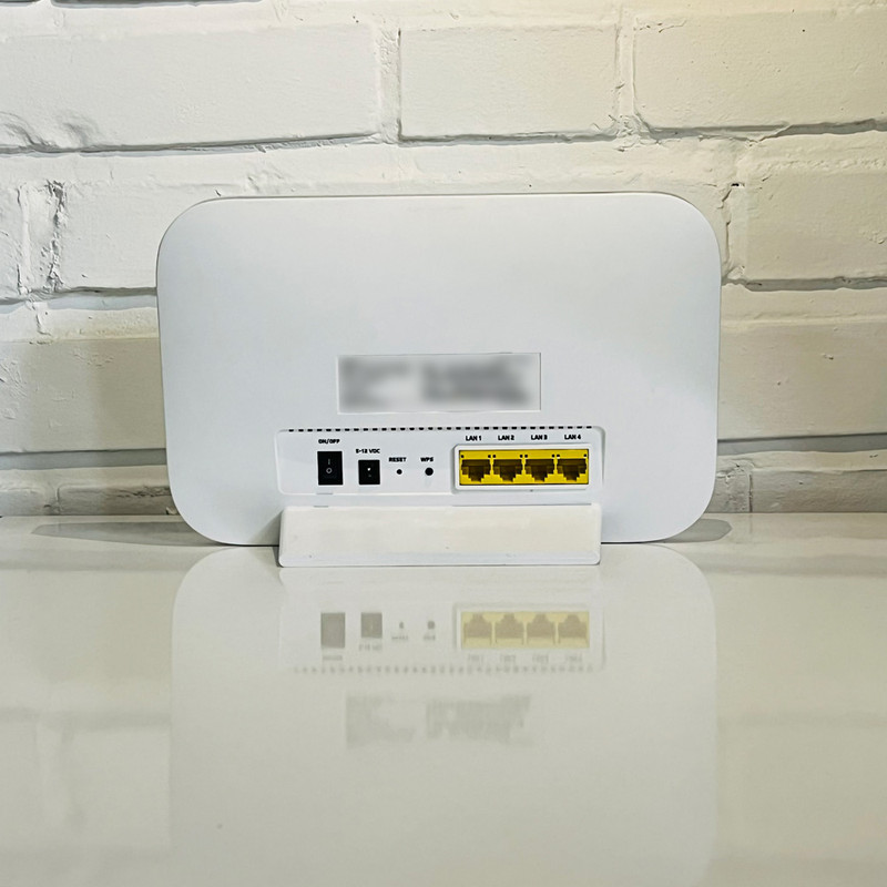 مودم TD-LTE ایرانسل مدل TF-i60 S1 به همراه سیم کارت و  1000 گیگابایت اینترنت شش ماهه