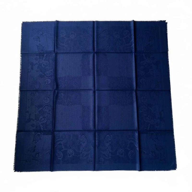 روسری زنانه مدل ژاکارد ابریشم دو رویه لمه دار کد ۰۱۴۵