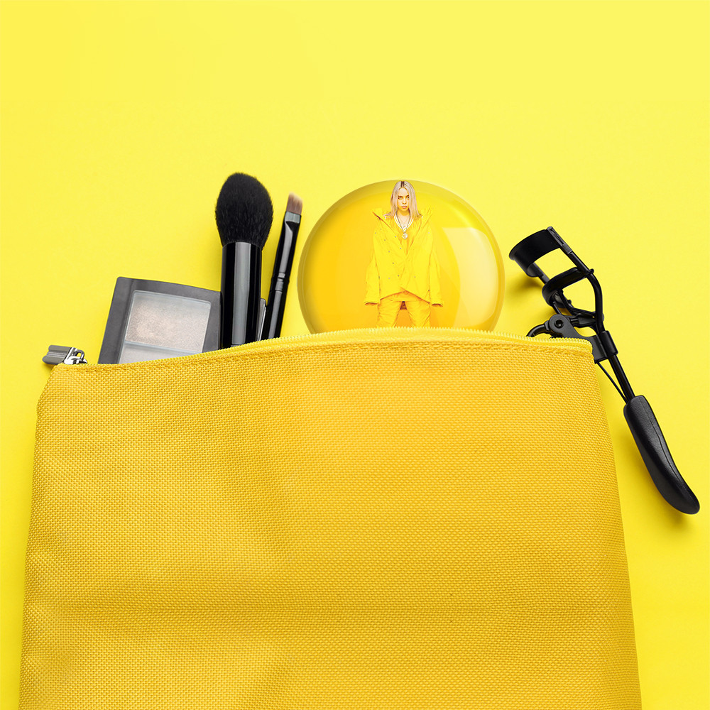 آینه جیبی خندالو مدل بیلی آیلیش Billie Eilish  کد 2761