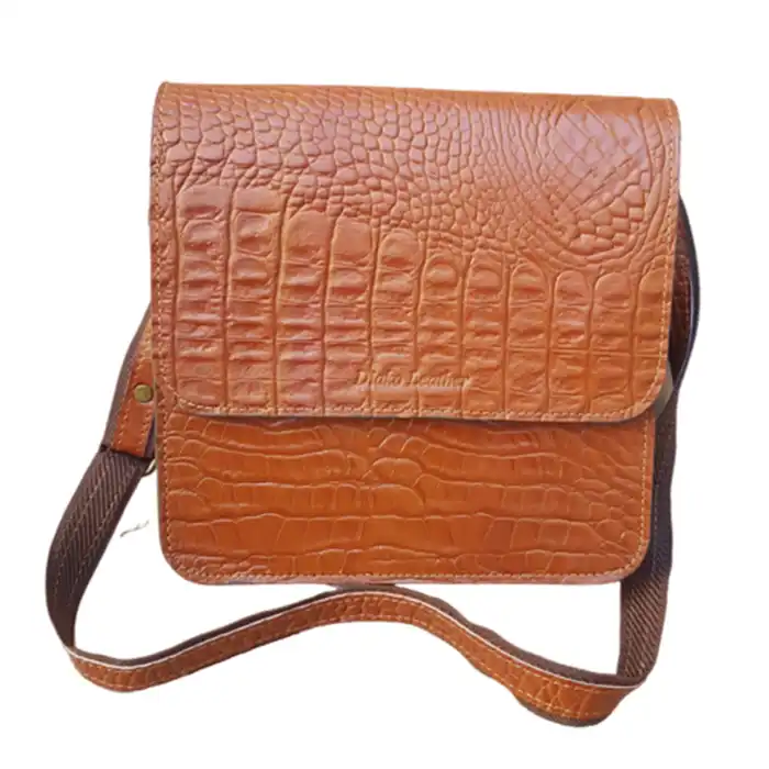 کیف رودوشی چرم دیاکو مدل MD122KORO