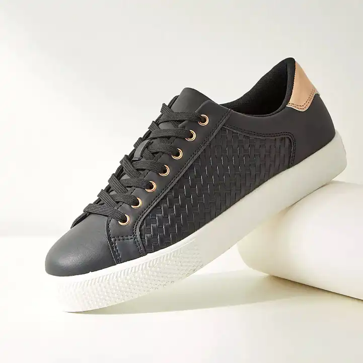 کفش روزمره زنانه مکس مدل Textured Lace-Up Sneakers