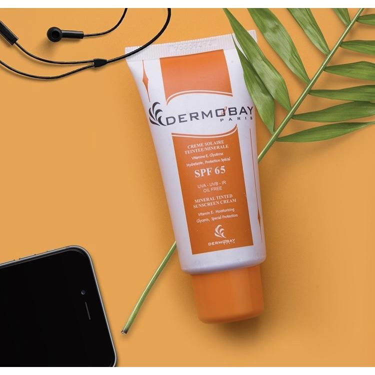 کرم ضد آفتاب رنگی درموبای SPF 65 مدل mineral مناسب انواع پوست حجم 50 میلیلیتر