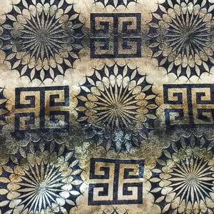 پارچه لباس مدل مخمل کش طرح دار کد 6488