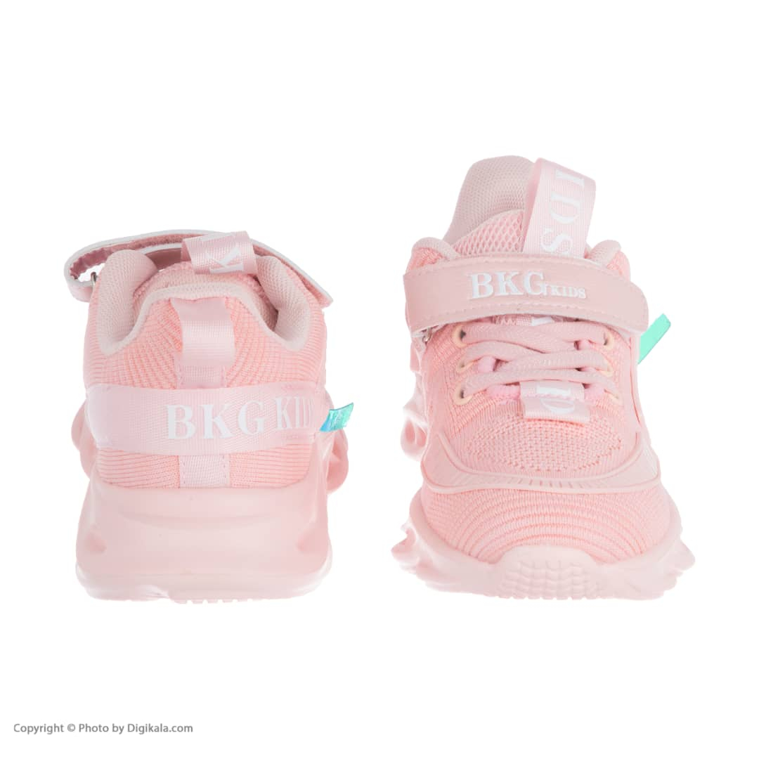 کفش مخصوص پیاده روی بچگانه بی کی جی کد 000106