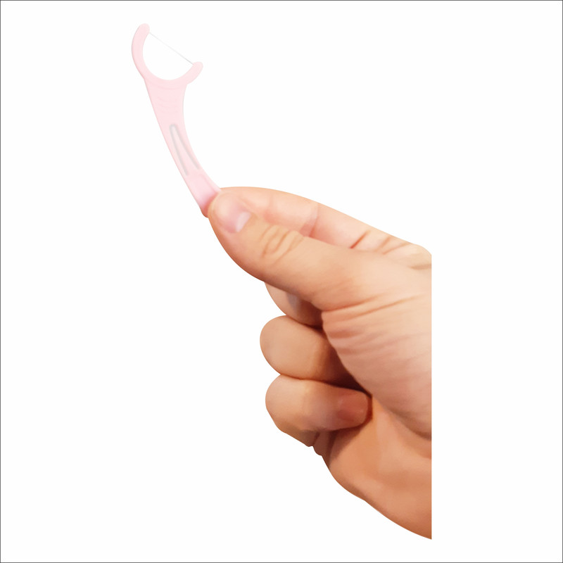 نخ دندان ریجوی مدل کمانی بسته 18 عددی