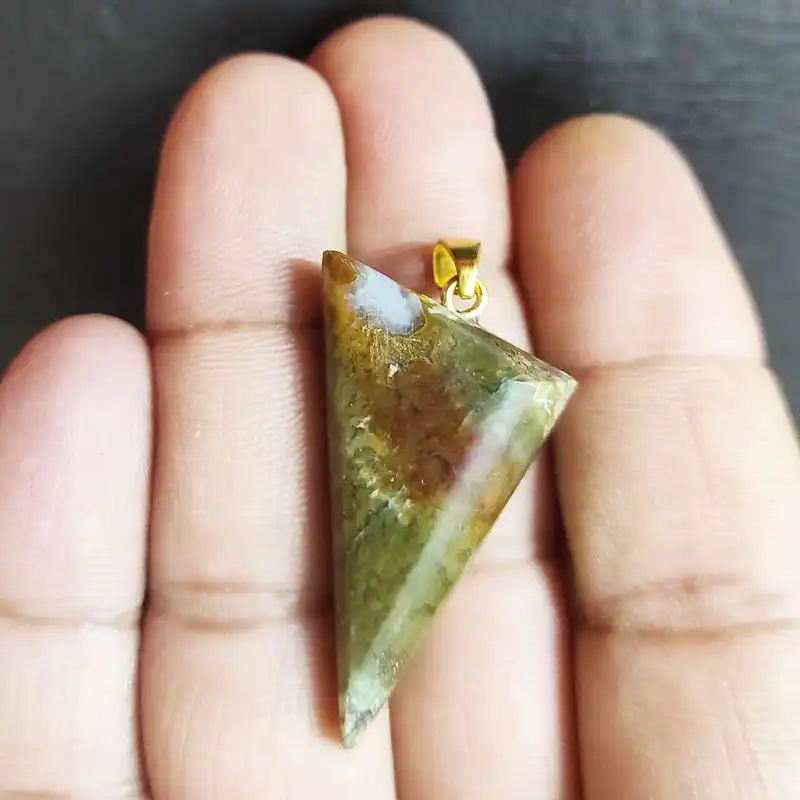 آویز گردنبند زنانه مدل عقیق شجر سبز