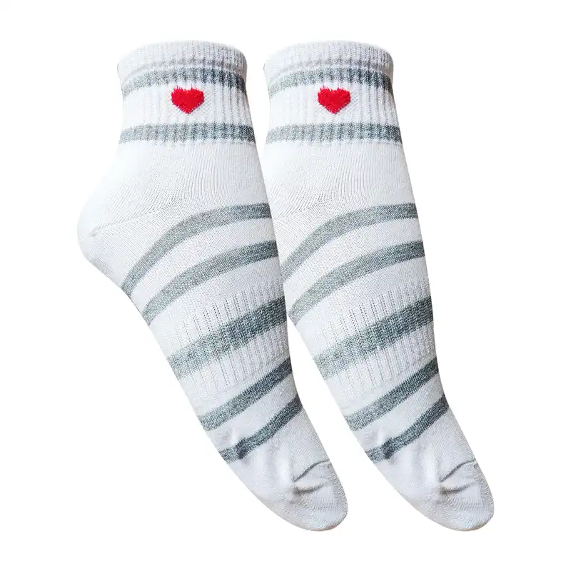 جوراب زنانه تن پوش هنگامه مدل راه راه قلبی کد WI02