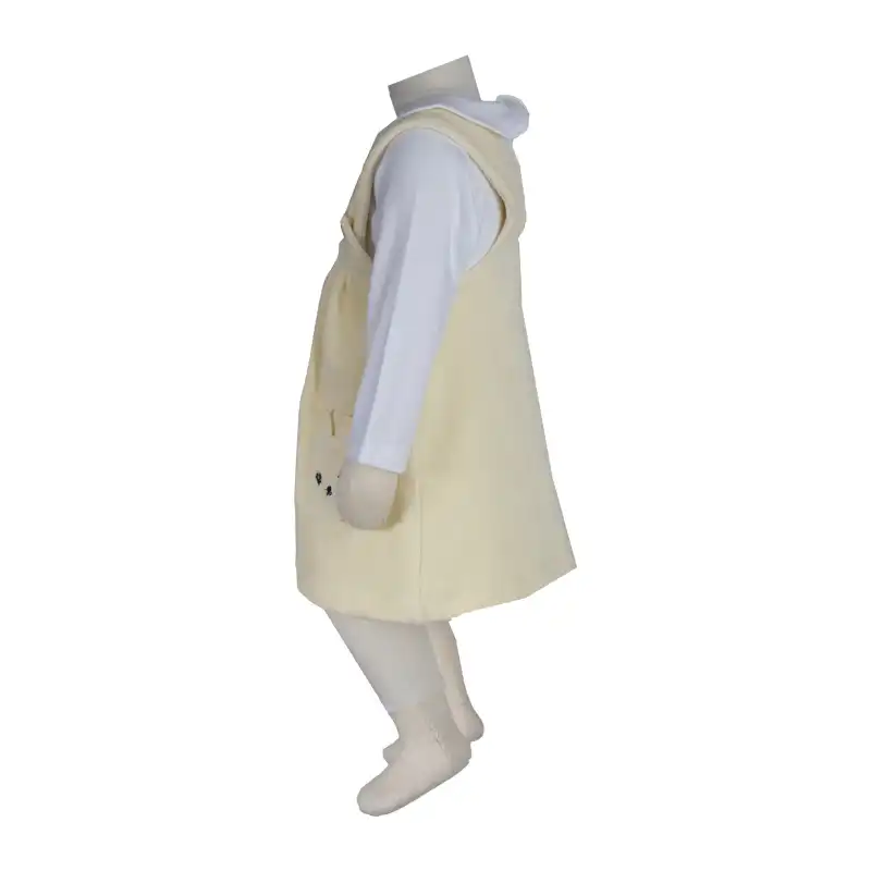 ست تی شرت آستین بلند و سارافون نوزادی آدمک مدل  جیب دار رنگ کرم