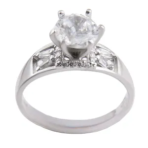 انگشتر نقره زنانه بازرگانی میلادی مدل نگین برلیان اتمی ابکاری رادیوم طرح نامزدی کد AWR_1440