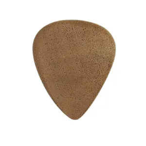 پیک گیتار مدل FM230