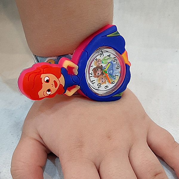 ساعت مچی عقربه ای بچگانه کد 20