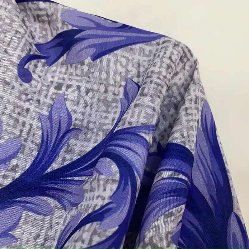 روسری زنانه مدل نخ اسپان منگوله دار کد 1263