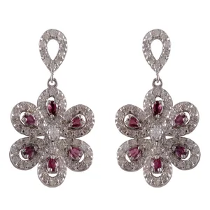 گوشواره طلا 18 عیار زنانه جواهری گاندی مدل 28876