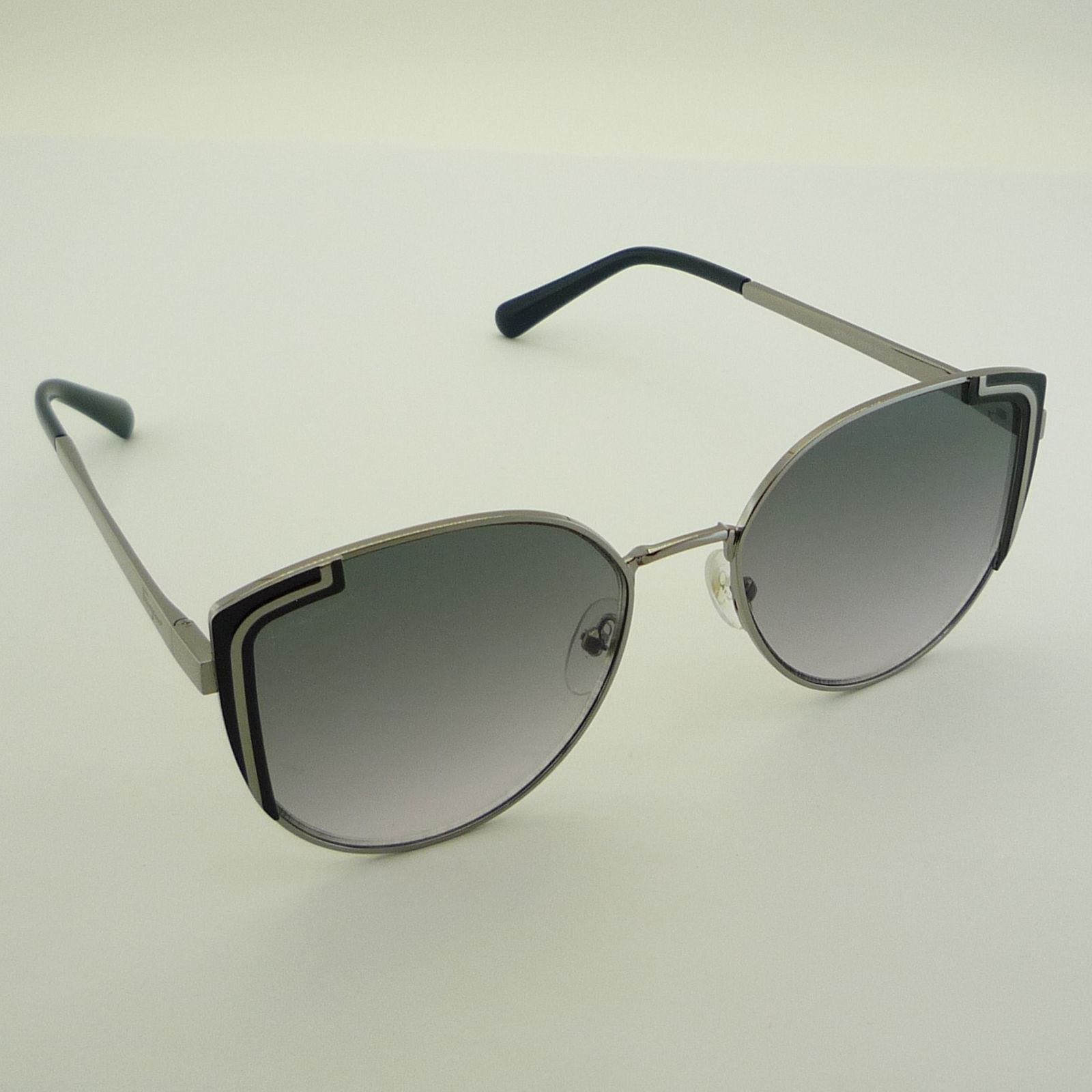 عینک آفتابی زنانه سالواتوره فراگامو مدل SF260S-687B -  - 4