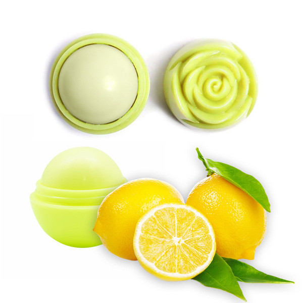 بالم لب کیو سی مدل توت فرنگی به همراه بالم لب کیو سی مدل گل رز