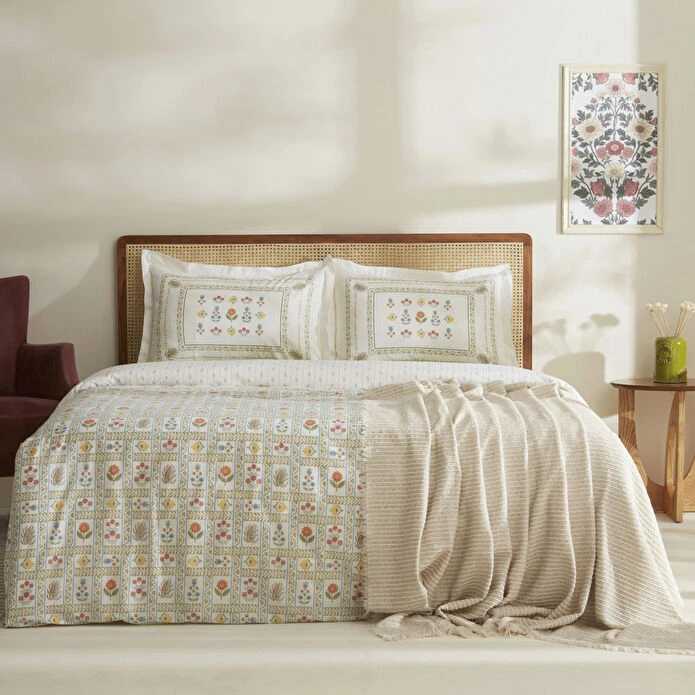 سرویس روتختی 2 نفر 5 تکه کاراجا هوم مدل Arty 