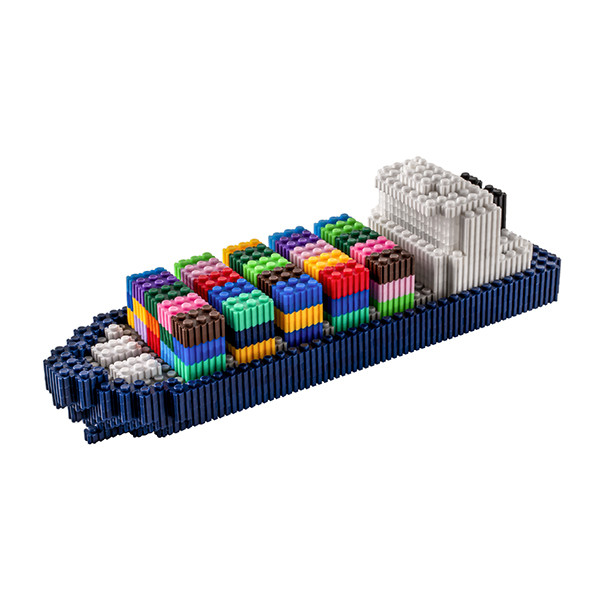 ساختنی 1480 تکه بریکسی مدل کشتی کانتینر بر