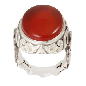 انگشتر نقره مردانه بازرگانی میلادی مدل سنگ عقیق یمن کد AM_1957