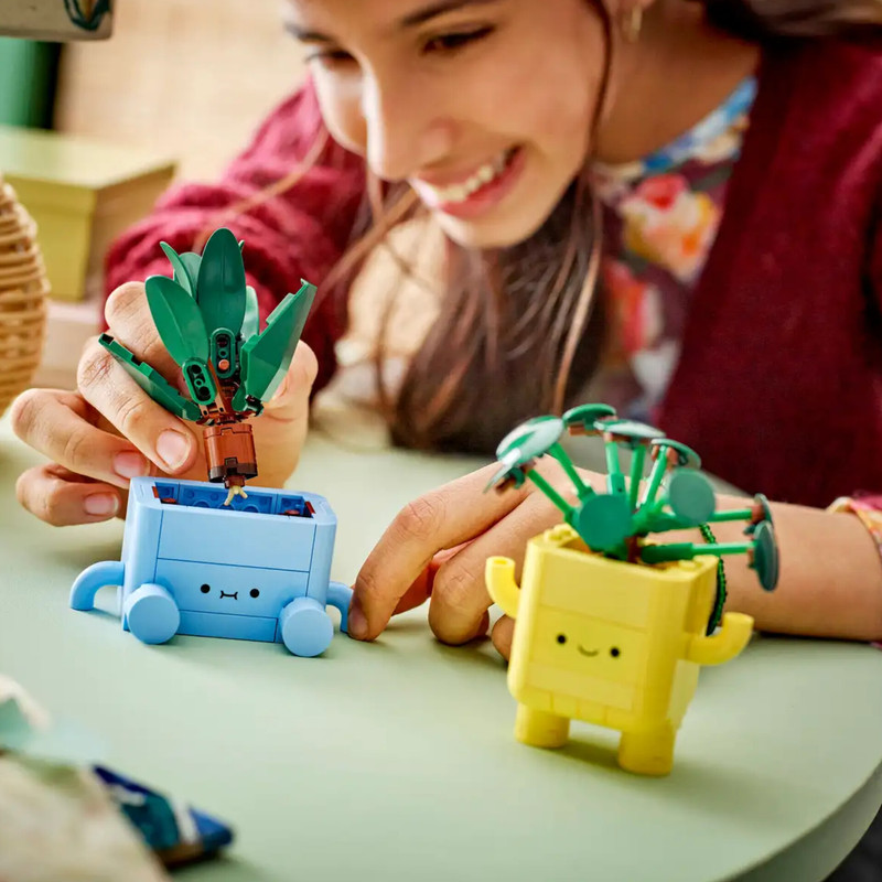 لگو سری بوتانیکال مدل Happy Plants کد 10349