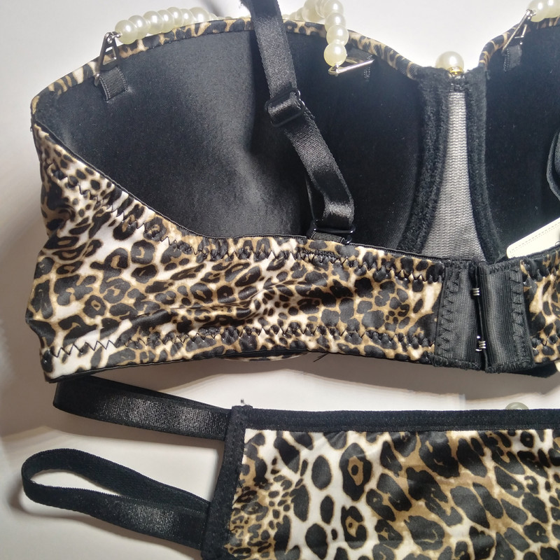 ست شورت و سوتین زنانه مدل مرواریدی اسفنجی بند متحرک کد 00108