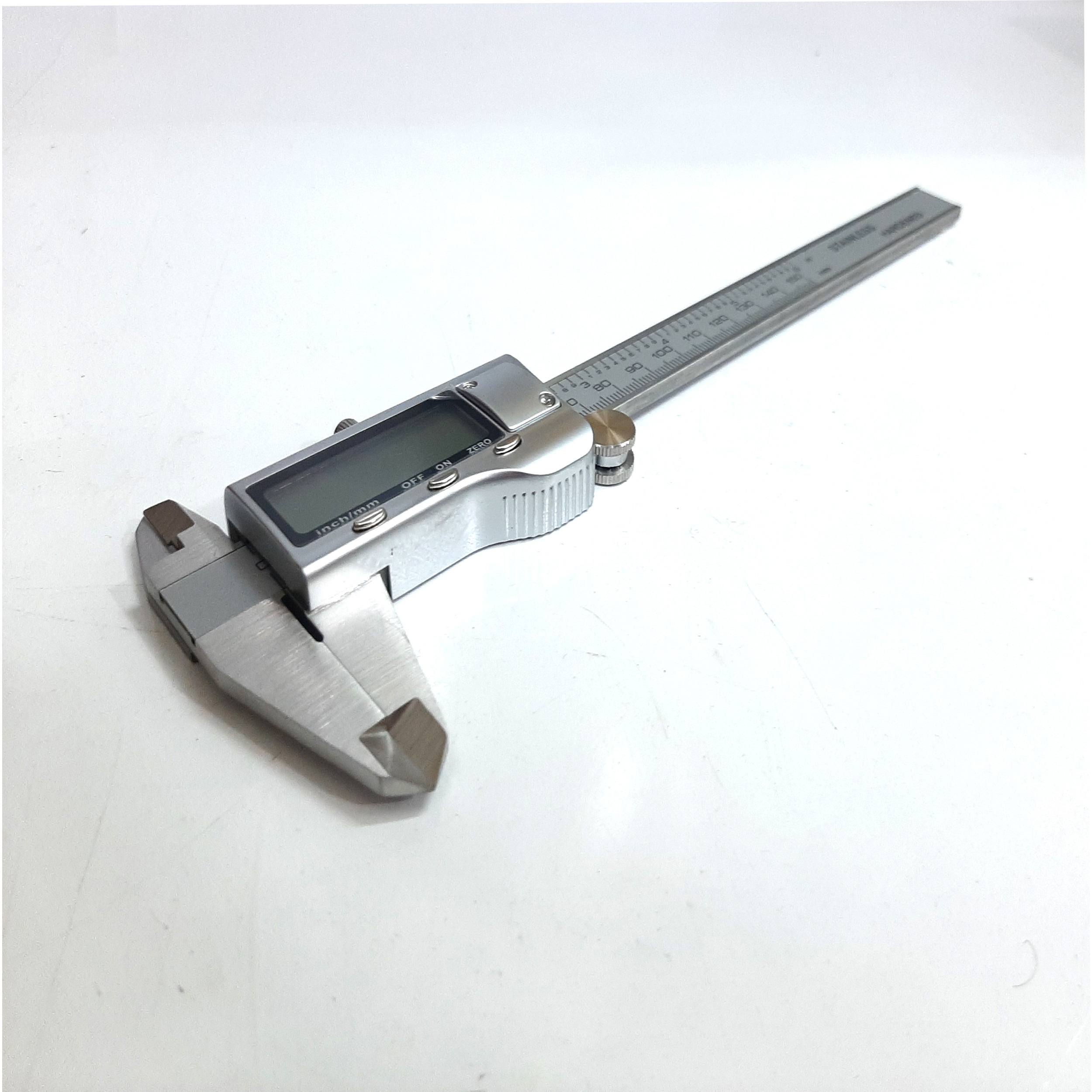 کولیس دیجیتالی مدل CS-15 گستره 150-0 میلی متر