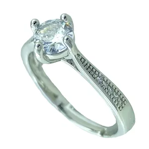 انگشتر زنانه ژوپینگ مدل تک نگین کد R4245