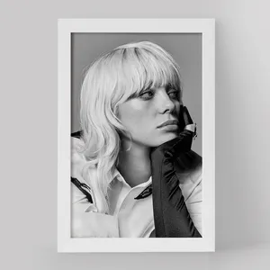 تابلو خندالو مدل بیلی آیلیش Billie Eilish کد 19189