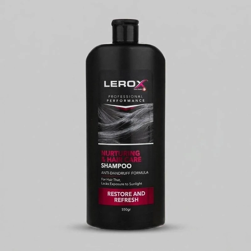 شامپو مو تقویت‌کننده مو لروکس مخصوص موهای آسیب‌دیده و خشک، وزن 550 گرم مدل Nurturing & Hair Care، ترمیم‌کننده، براق‌کننده، برطرف‌کننده وز مو، الکتریسیته مو و لطافت‌بخش با عصاره جلبک گالبنا