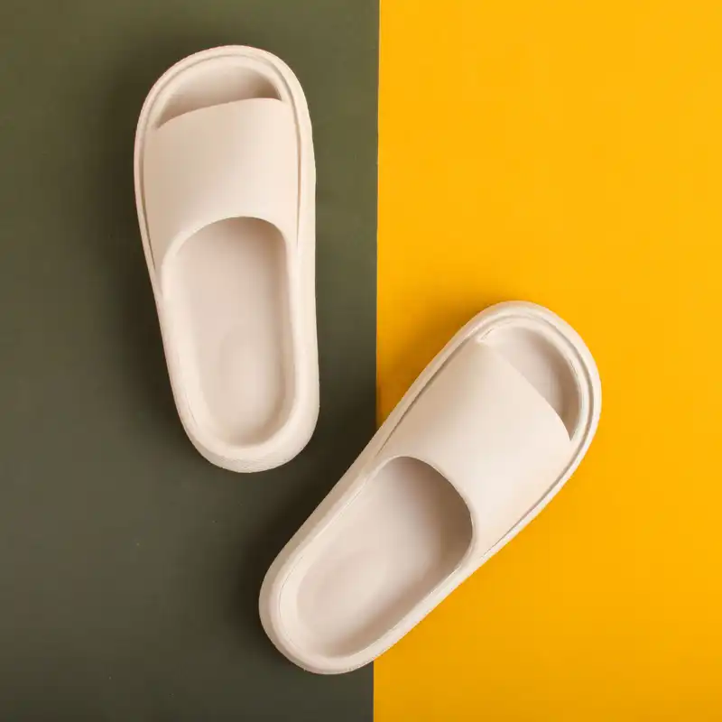 دمپایی زنانه پایون مدل لژ دار NCF.2857