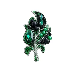 گل سینه زنانه طرح پر کد 5003