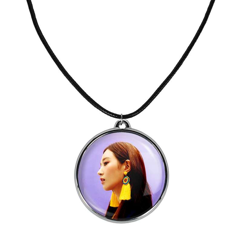 گردنبند خندالو مدل یوری گروه گرلز جنریشن Girls Generation کد 2175021759