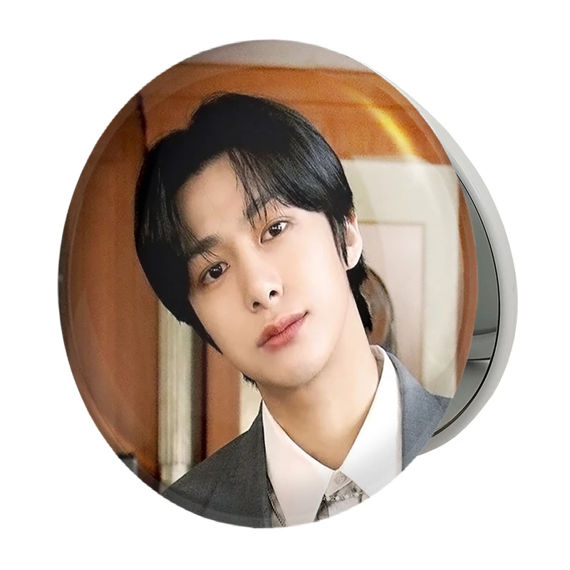 آینه جیبی خندالو طرح هیونگ وون گروه مانستا اکس MONSTA X مدل تاشو کد 21184 