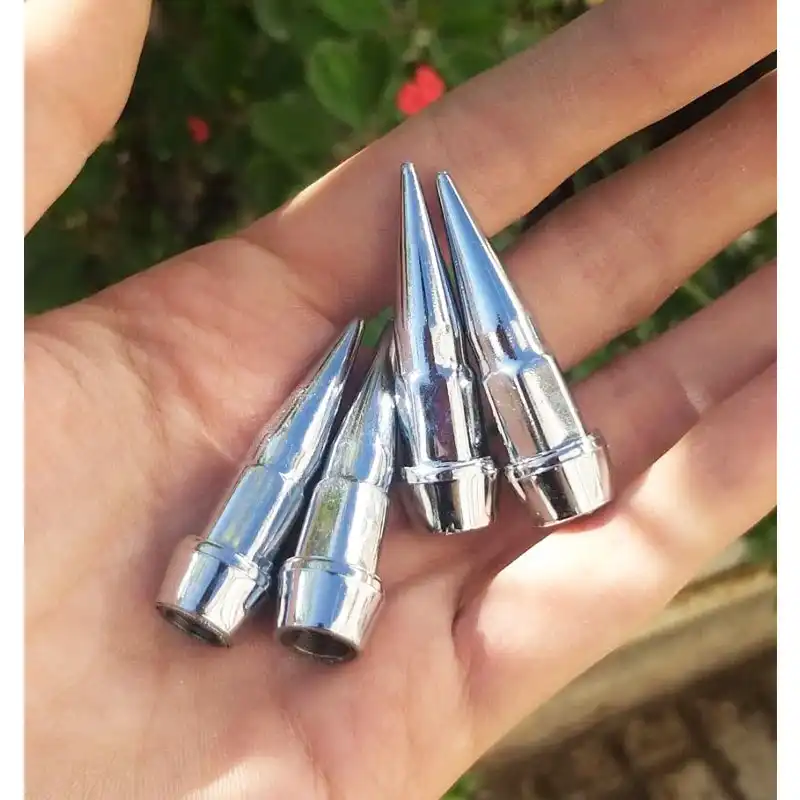 سر والف لاستیک خودرو طرح فشنگ کد nogh100 مجموعه 4 عددی