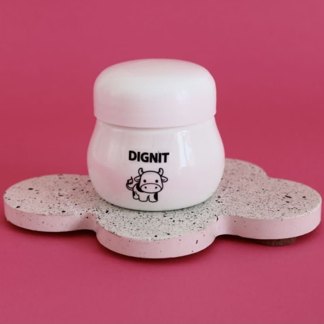 کرم مرطوب کننده دیگنیت مدل شیر گاو وزن 85 گرم