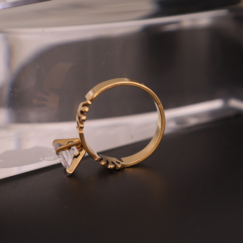 انگشتر زنانه ماصرم مدل 014 کد Ri3067