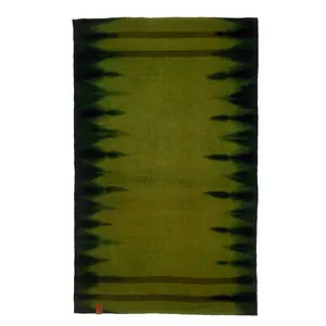 گلیم دستبافت یک و نیم متری آزادسرو کد dg7105