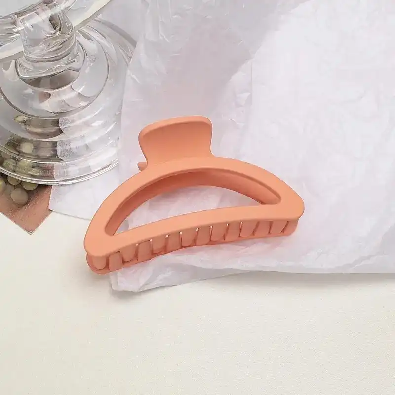 کلیپس مو زنانه مدل شمعی صدفی