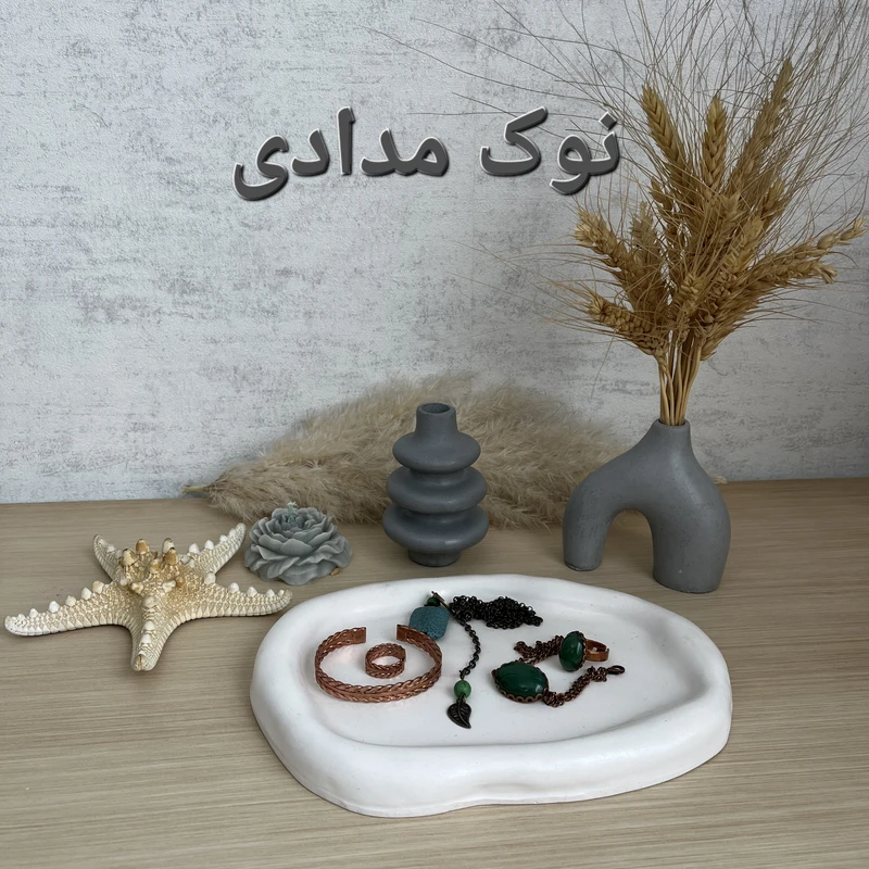 عکس شماره 5 : ست 3 تکه گلدان و سینی بتنی مدل پافیل آبشاری